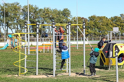 В школах Беларуси подходит к завершению первая учебная четверть