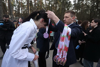 Около 200 представительниц прекрасного пола вышли на старт \"Забега красоты\" в Гродно