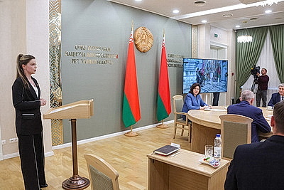 \"Они в строю и делятся опытом с молодежью\". Кочанова о белорусах старшего поколения