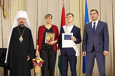 \"Найти себя в этом мире\". В колледже Минска вручили дипломы ребятам с особыми образовательными потребностями