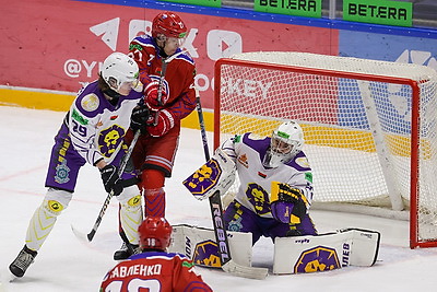 Хоккеисты \"Юности\" разгромили \"Могилев\" и продлили серию побед до пяти