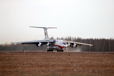Самолет Минобороны с белорусскими спасателями вернулся из Мьянмы