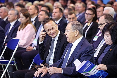 Делегации более 40 государств и 7 международных организаций. В Минске проходит международная конференция по евразийской безопасности