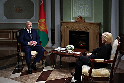 Лукашенко дал интервью американской телекомпании \"Ньюсмакс\"