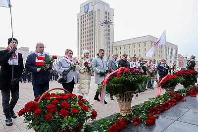 В Беларуси отметили День Октябрьской революции