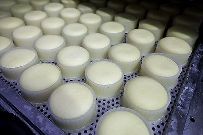 Сливочное масло начнет выпускать частная сыроварня в Городке до конца 2025 года