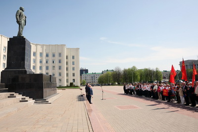 Церемония возложения цветов к памятнику Ленина состоялась в Могилеве