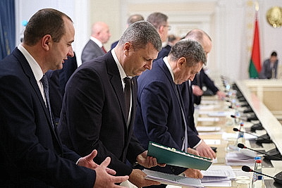 Лукашенко провел совещание о проектах прогнозных документов на 2026 год