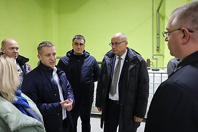 Матусевич ознакомился с работой ряда предприятий Быховского района
