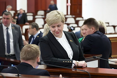 Сергеенко призвал депутатов активно информировать общество о ходе подготовки плановых законопроектов
