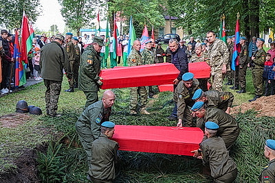 Останки 147 бойцов Красной армии перезахоронили в Витебском районе