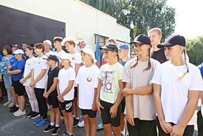 ФПБ подарила новые комбинированные гребные тренажеры для подготовки в Бресте юных спортсменов