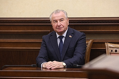 Коллективу Конституционного Суда представили нового председателя