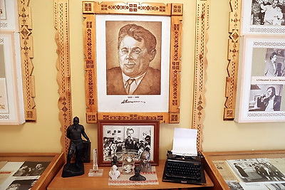 \"Его пьесы стали глотком свежего воздуха\". Об Андрее Макаенке вспоминали на малой родине