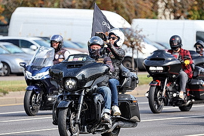 Мотопарад H.O.G. Rally Minsk стартовал от Кургана Славы в праздничный Минск