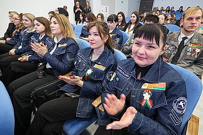 \"Подают пример всей стране\". В Витебске чествовали лучшие студотряды области