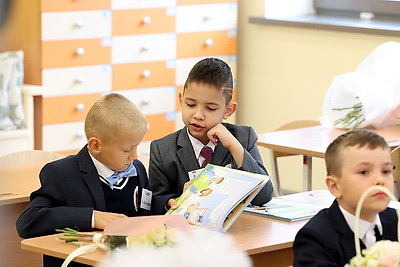 После реконструкции открылась одна из старейших школ Минска на ул.Красноармейской