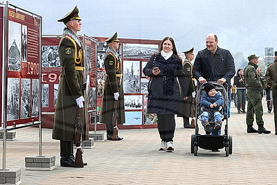 \"Победа в памяти живет\": фотовыставка БЕЛТА представлена в Минске