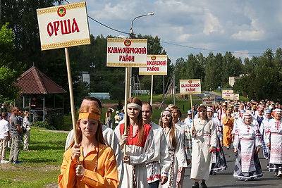 Праздник эпохи раннего средневековья \"У госці да радзімічаў\" состоялся в Чаусском районе