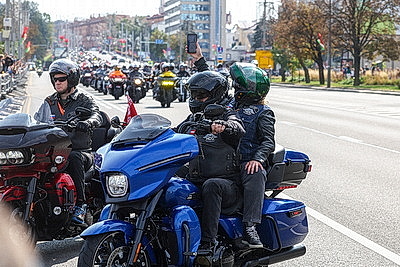 Мотопарад H.O.G. Rally Minsk стартовал от Кургана Славы в праздничный Минск