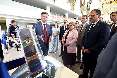 Каранкевич вручил премии правительства за достижения в области качества