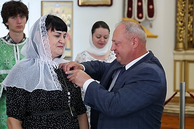 Многодетным женщинам Могилевского района вручили орден Матери в храме Святой Троицы