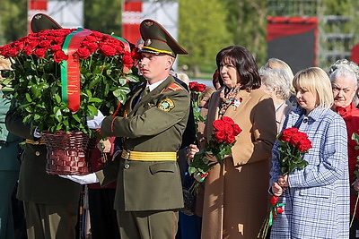 В Минске состоялась конференция \"Женское лицо Победы\"