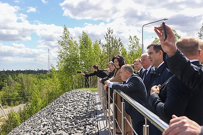 В Микашевичах проходит выездное расширенное заседание Президиума Совета Республики