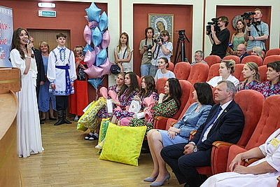 В Минске поздравили родившихся 3 июля малышей и их мам
