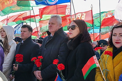 Память нетленна. В Витебске отдали дань уважения жертвам концлагерей