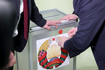 Выборы-2025: в Беларуси открылись участки для голосования на выборах Президента