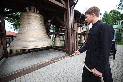 Лукашенко посетил монастырь в Жировичах