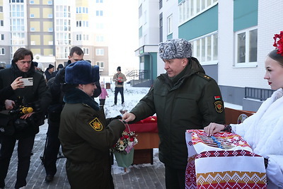 Хренин: в 2025 году будет построено и сдано более 700 арендных квартир для военнослужащих