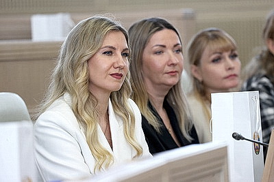 Кочанова - женщинам-военнослужащим: ваша служба подтверждает, что наши женщины могут все