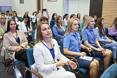 Первый молодежный женский форум \"Женская энергия для большого дела\" открылся в Минске