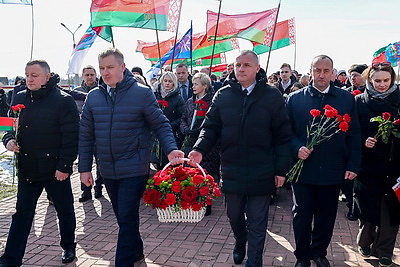 Память нетленна. В Витебске отдали дань уважения жертвам концлагерей