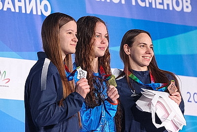 Пловец Пекарский победил на Кубке сильнейших, у белорусов более 50 наград турнира