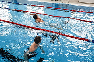 \"Такой долгожданный подарок для нас\". В Славгороде открыли новый бассейн