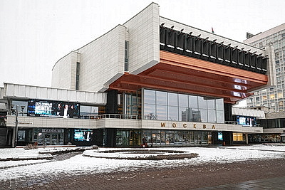 \"Мы сделали все возможное, чтобы удивить\". Режиссер \"Переломного момента\" о дошлифовке фильма