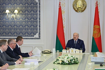 Лукашенко представили доработанный проект указа о контрольно-надзорной деятельности