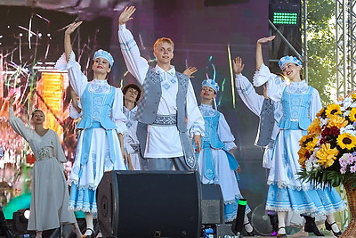 \"Дажынкi-2025\". Как в Заславле проходит областной праздник тружеников села