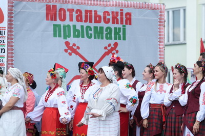 Фестиваль фольклора \"Мотальскія прысмакі\" прошел в Ивановском районе