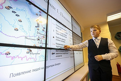 В школах Беларуси подходит к завершению первая учебная четверть