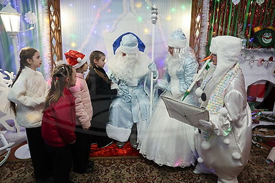 В Глуске открылась усадьба Деда Мороза