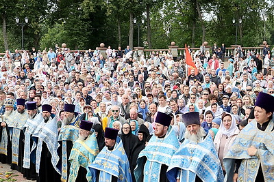 Праздничным шествием в Витебске отметили Успение Пресвятой Богородицы