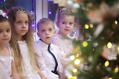 \"Такие встречи дарят радость и детям, и взрослым\". Караев поздравил воспитанников детсада в Гродно