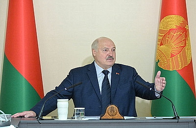 Лукашенко на \"Беларусьфильме\" ознакомился с перспективами развития в Беларуси \"важнейшего из искусств\"