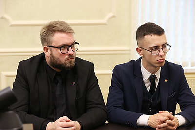 Жилье, работа, услуги, досуг. Решение каких вопросов важно для сельской молодежи