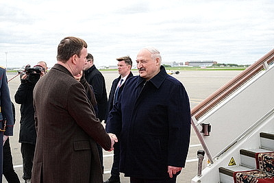 Лукашенко прибыл с рабочим визитом в Россию