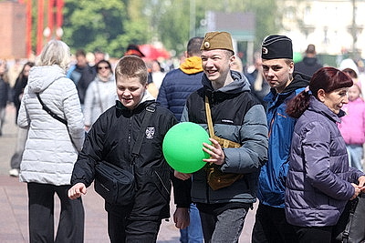 \"Майский вальс\", мини-концерты, кинопоказы: насыщенная программа к 9 Мая организована в Гродно